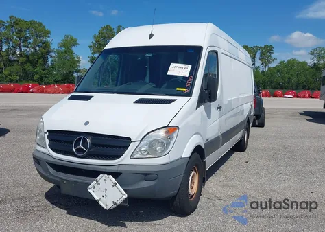 2011 Mercedes-Benz Sprinter 2500 High Roof from USA, damaged, VIN WD3PE8CB2B5564583